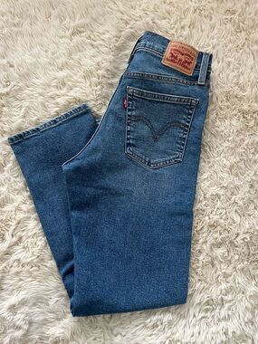 Levi’s Wedgie Straight Jeans W27 L26 Medium Wash